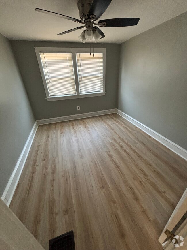 Building Photo - 614 Sampson Ave Unit B Rental