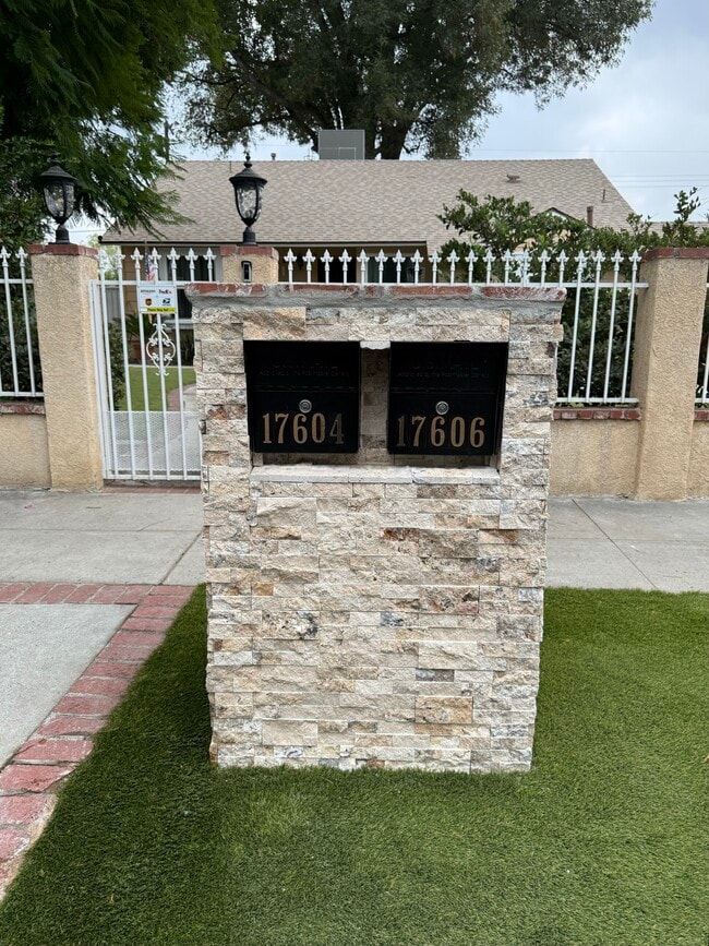 Dedicated locked mailbox - 17606 Roscoe Blvd