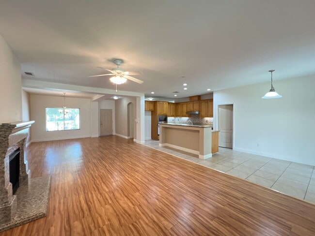 Photo - Northwest Bakersfield