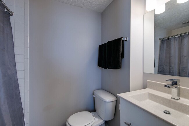 Wareham Residential - 418 Poyntz