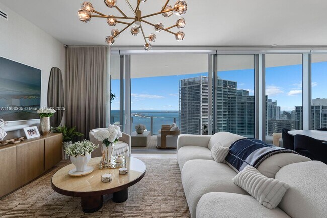 Building Photo - 300 Biscayne Blvd Way Unit 4707W