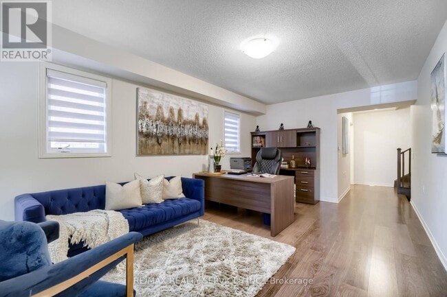 Photo - 17 Lowes Hill Cir