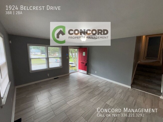 1924 Belcrest Dr