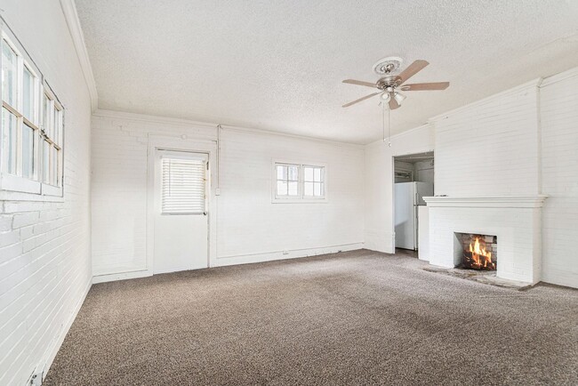 Photo - 2 BR Carriage Home 3 Blocks from Cheesman ...