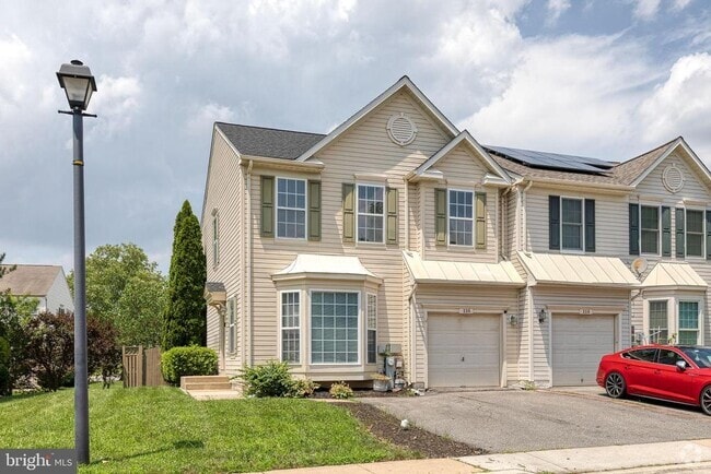 Building Photo - 116 Leeds Creek Cir Rental