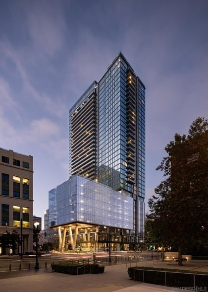 Photo - 1011 Union St Unidad 3516