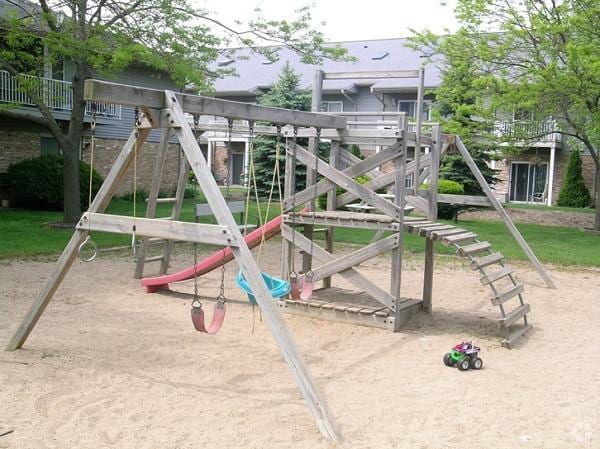 Tot Lot - Douglas Terrace Apartments