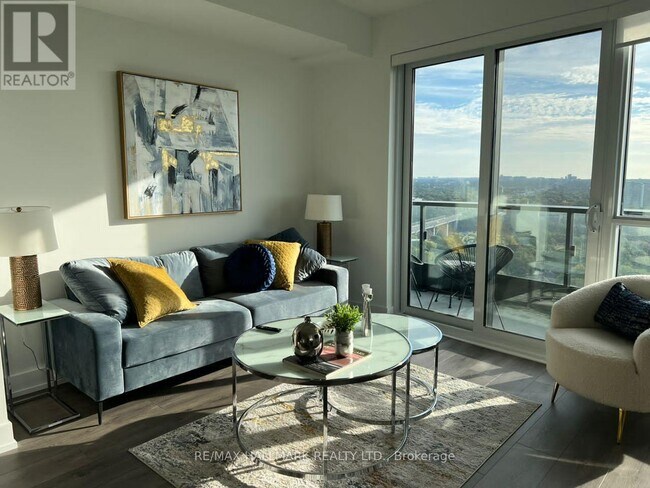 Photo - 585 Bloor St E Unit 2618