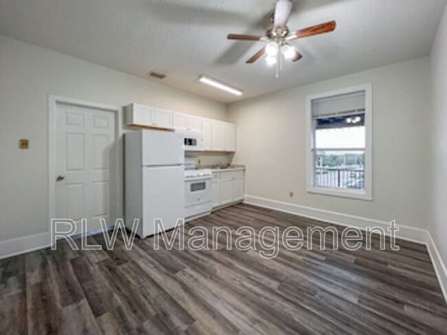 Photo - 11 N Central Ave