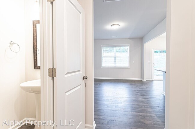 Photo - 3 br, 2.5 bath House - 27 Apricot Ln