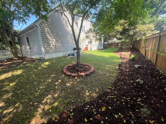 Photo - 6502 Summerton Way