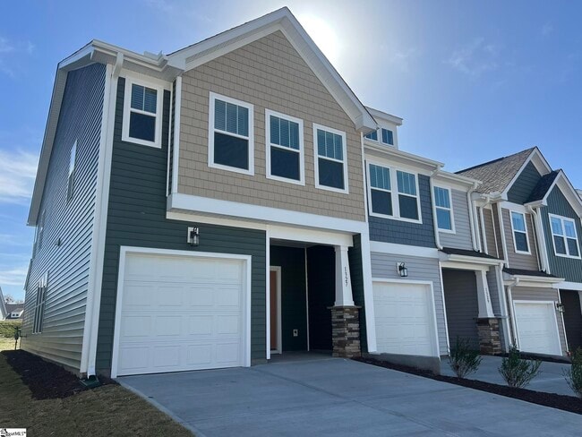 Photo - 1327 Maplesmith Wy