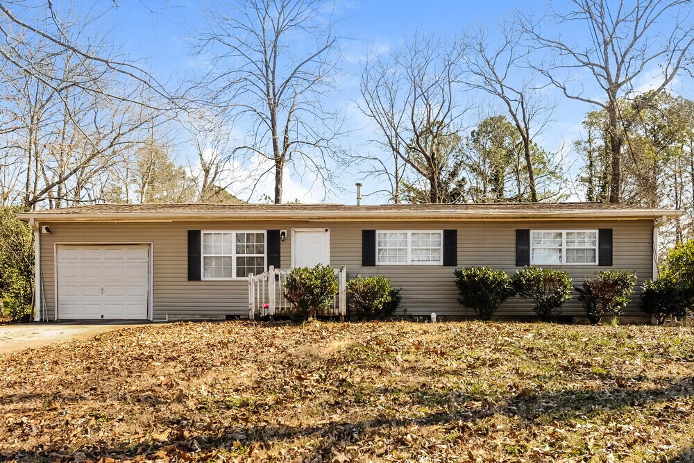 Photo - 4703 Rambling Rd NE House