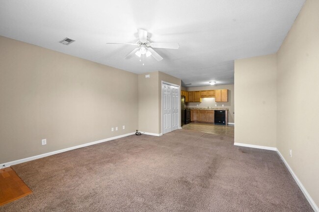 Photo - 508 Luxury Dr Unit B