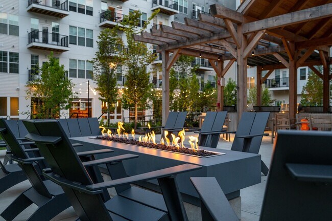 Outdoor Kitchen and Fireside Lounges