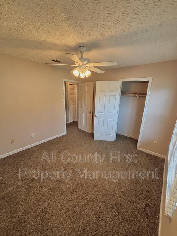 2990 Rossburn Ct