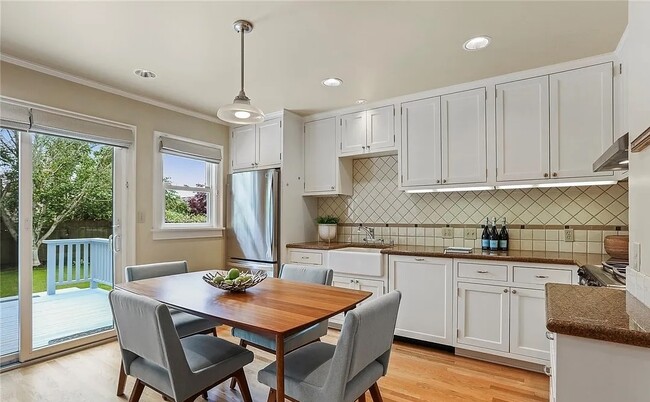 Photo - 125 NW 74th St