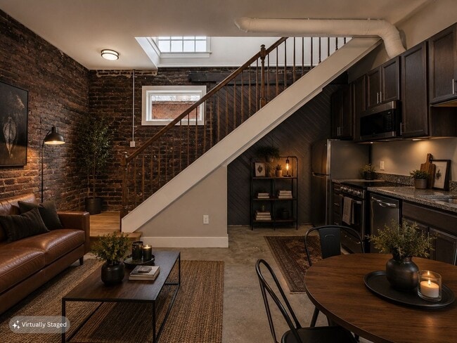 Building Photo - 7 E Franklin St Unit 9