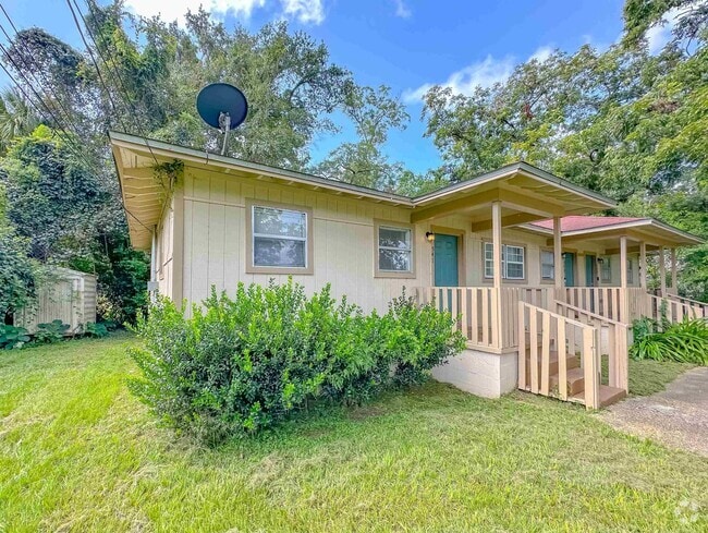 Building Photo - 541 Okaloosa St Rental