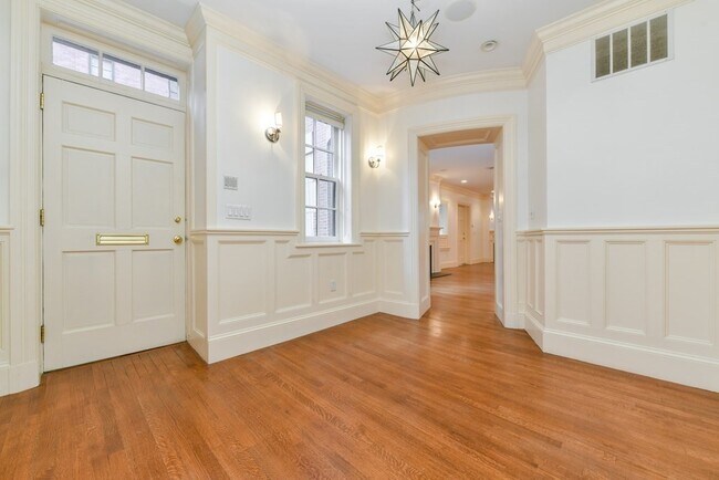 Photo - 17 Willow St Unit 1