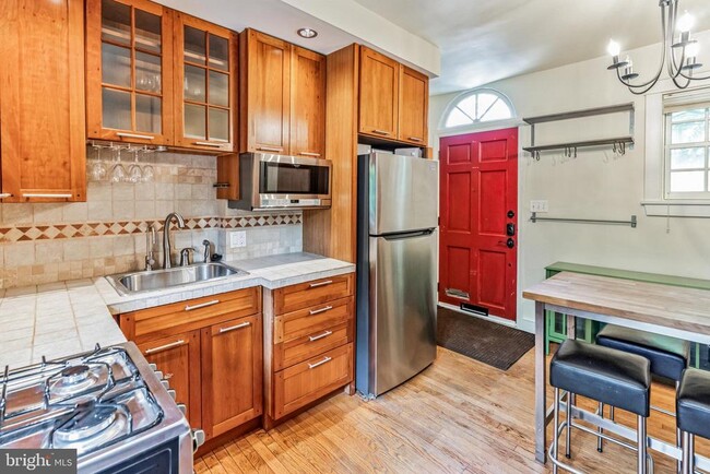 Photo - 410 Quince St
