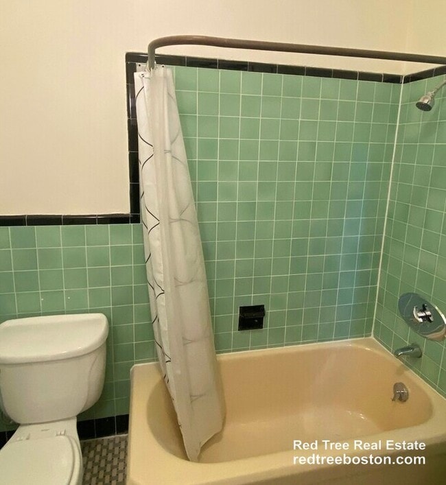 Photo - 504 Beacon St Unit 34