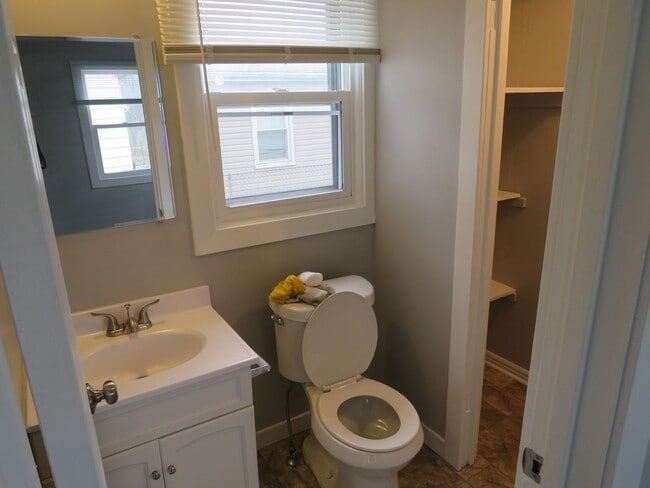 Photo - New listing 3 Bedroom Home!!