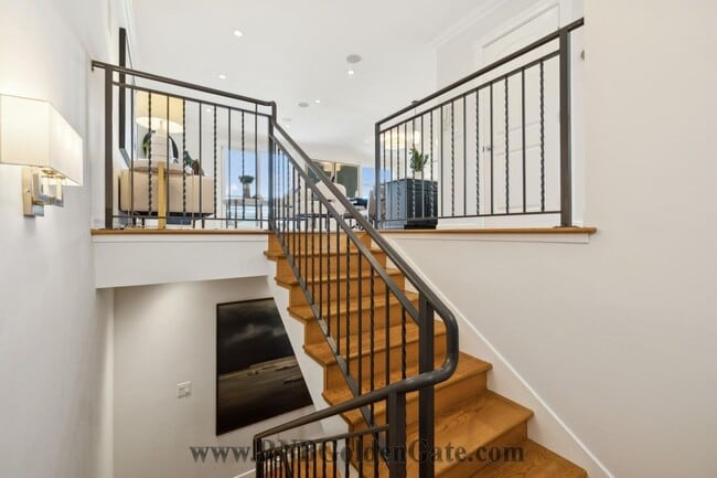 Photo - Gorgeous 3 bedroom, 2 and a half bathroom condo in Bernal Park for rent! Unit B