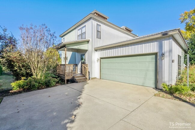 Photo - 2 Bedroom Duplex in East Fayetteville