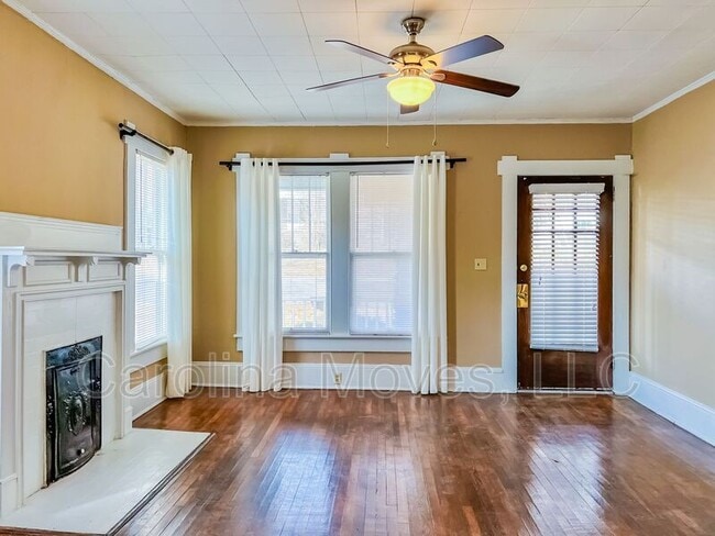 Photo - 771 Maple St