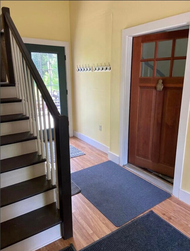 Photo - 1005 Lake Ave