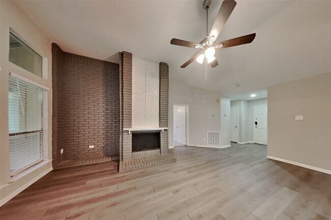 Photo - 22303 Mosswillow Ln