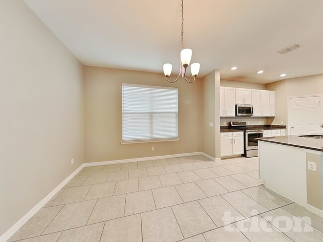 Photo - 282 Aberdeen St