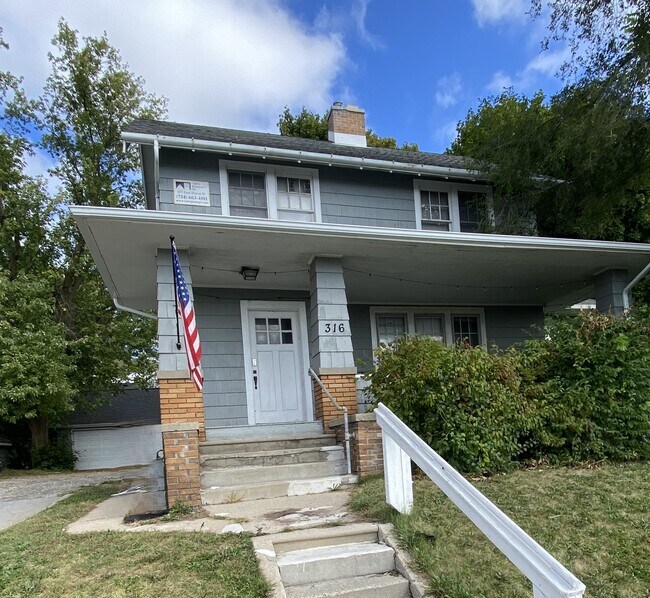 316 W Stadium Blvd