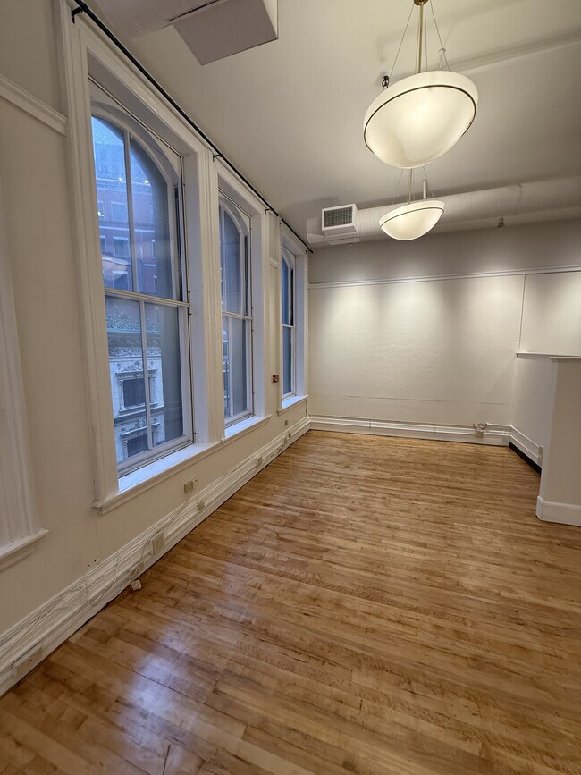 Photo - 33 Kingston St Unit #2