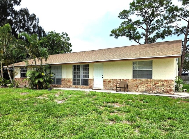 Building Photo - 4503 SE Ontario Dr Rental