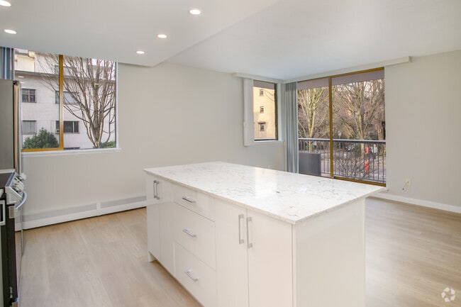 1 bdrm suite - 1580 Haro