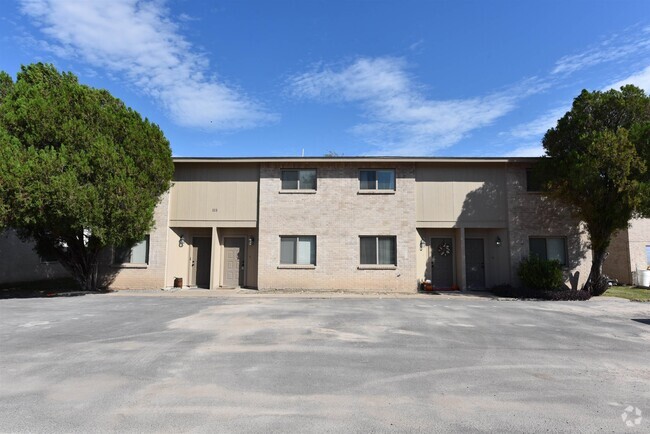 Building Photo - 111 Rhonda Dr Rental