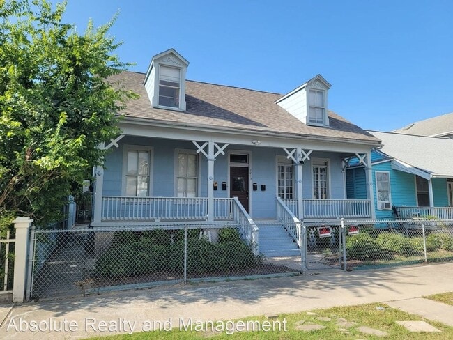 Building Photo - 2213 Avenue K Unit 3 Rental