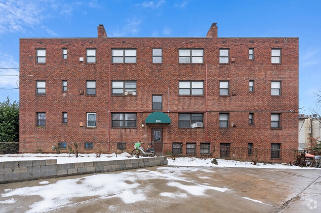 2474 Alabama Ave SE - 2474 Alabama Ave SE Apartments