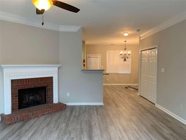 Photo - 1743 Heights Cir