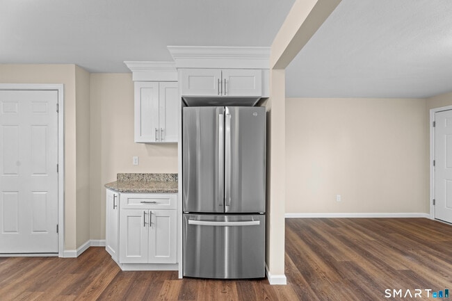 Photo - 194 South End Rd