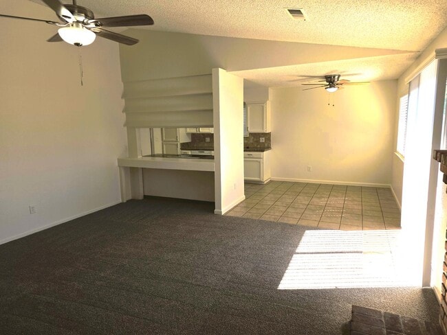 Photo - 4951 E Fillmore Ave