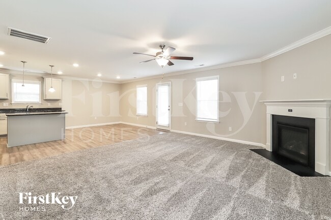 824 Sage Hl Dr
