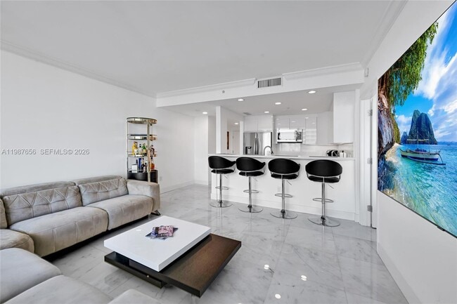 Building Photo - 3350 SW 27th Ave Unit 1908