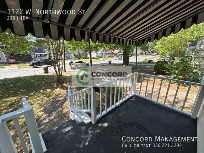 Photo - 1122 W Northwood St