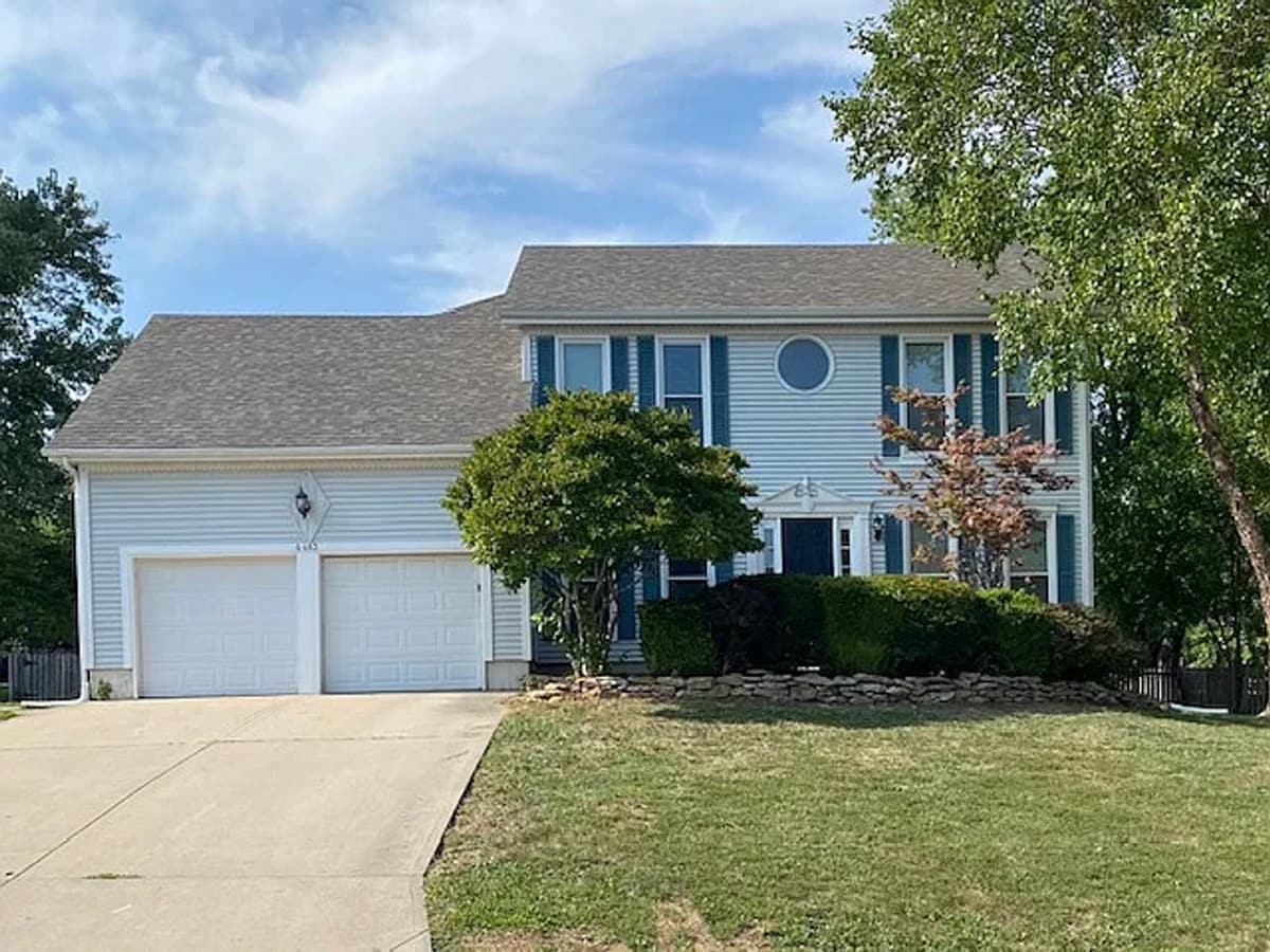 5 BR/2.5BA | Newly Renovated 2 Story Single Family Home | Separate room | 1-Car Covered Parking |... - 5 BR/2.5BA | Newly Renovated 2 Story Single Family Home | Separate room | 1-Car Covered Parking |...