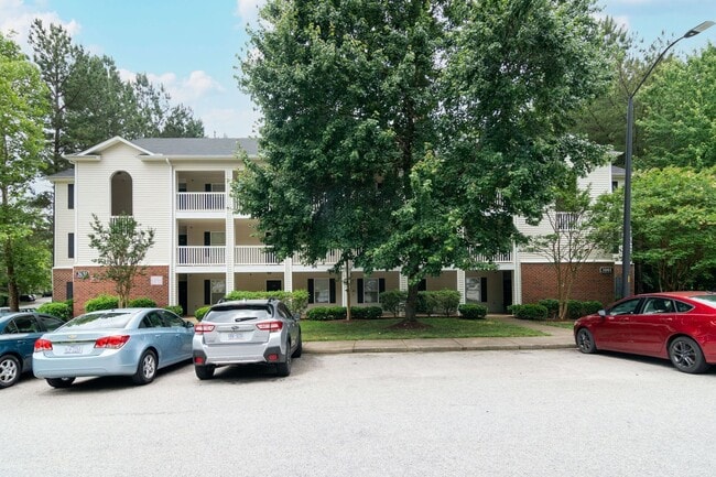 Photo - Spacious 3 Bedroom Condo- Close to NCSU and Downtown Raleigh! Available Now!
