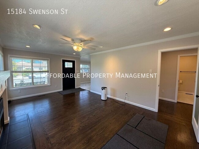 Photo - 15184 Swenson St