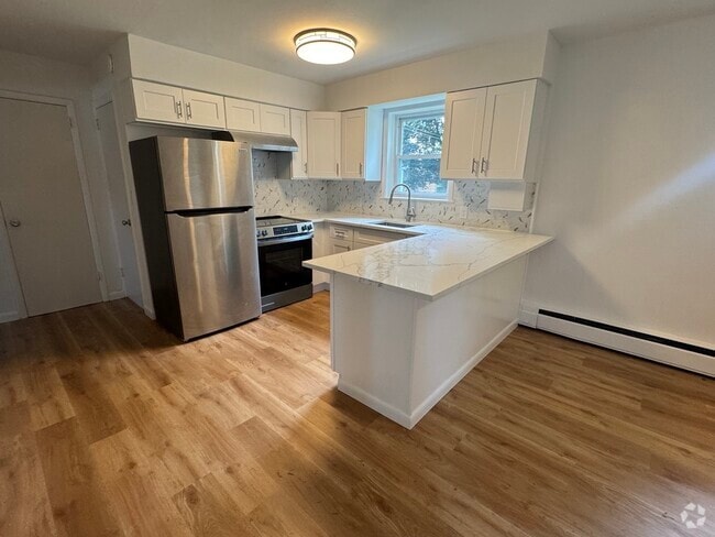 Building Photo - 18 Breglia St Unit 2 Rental